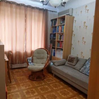 Сдается Многокомнатная квартира, 80 м²