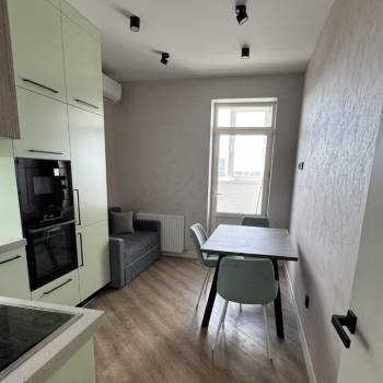 Сдается 1-комнатная квартира, 40 м²