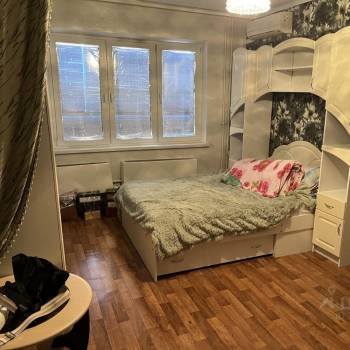 Продается 1-комнатная квартира, 36 м²