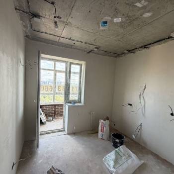 Продается 1-комнатная квартира, 35 м²