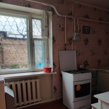 Продается 1-комнатная квартира, 37 м²
