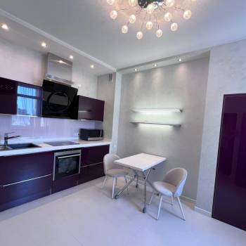 Сдается 1-комнатная квартира, 60 м²