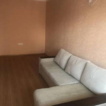 Продается 1-комнатная квартира, 45 м²