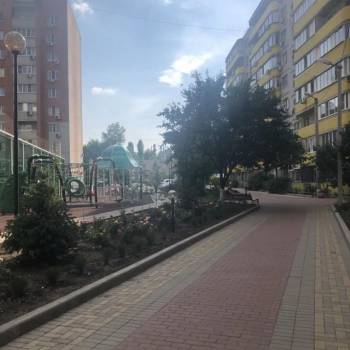 Продается 1-комнатная квартира, 45 м²