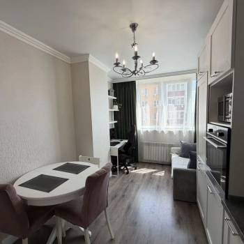 Продается 1-комнатная квартира, 47,8 м²