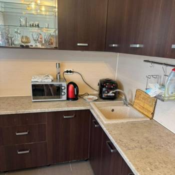 Сдается 1-комнатная квартира, 49 м²