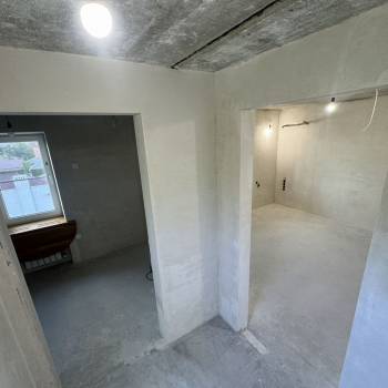 Продается 1-комнатная квартира, 28,7 м²