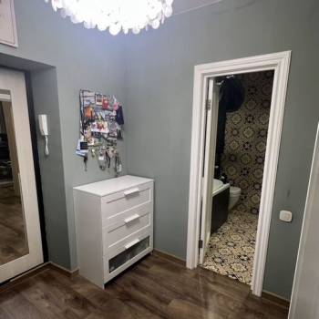 Продается 1-комнатная квартира, 45 м²