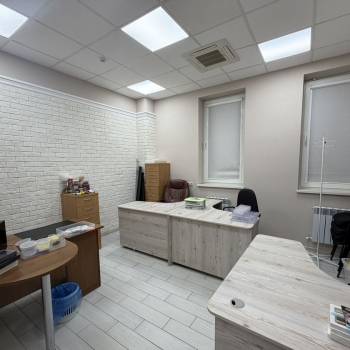 Продается Нежилое помещение, 142 м²