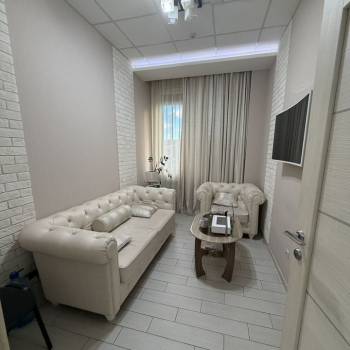 Продается Нежилое помещение, 142 м²