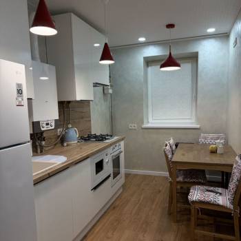 Продается 1-комнатная квартира, 33 м²