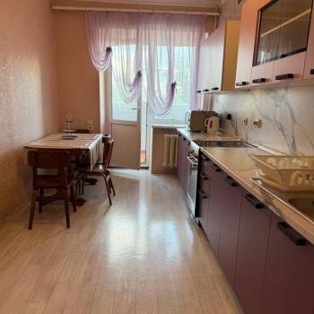 Продается 2-х комнатная квартира, 70 м²