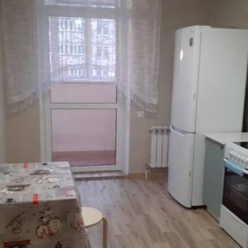 Сдается 1-комнатная квартира, 40 м²