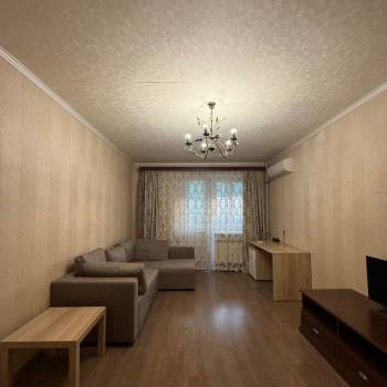 Сдается 1-комнатная квартира, 43,4 м²