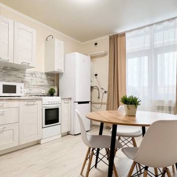 Сдается 1-комнатная квартира, 42 м²
