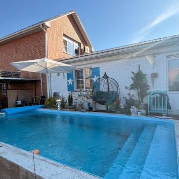 Продается Дом, 270 м²