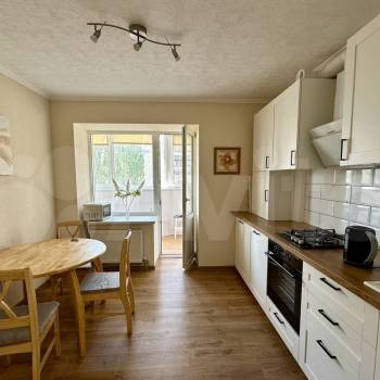 Сдается 1-комнатная квартира, 44 м²