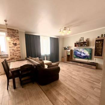 Продается 2-х комнатная квартира, 64 м²