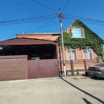 Продается Дом, 215 м²