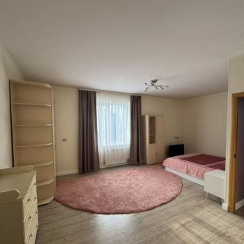 Сдается 1-комнатная квартира, 46 м²