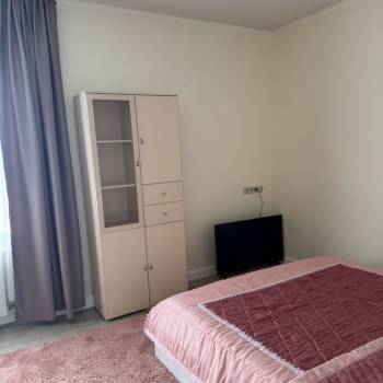 Сдается 1-комнатная квартира, 46 м²