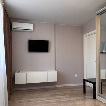 Сдается 1-комнатная квартира, 35 м²