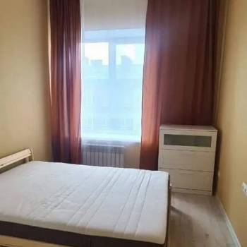 Сдается 1-комнатная квартира, 38 м²