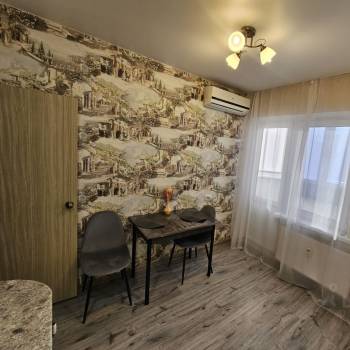 Сдается 1-комнатная квартира, 37 м²