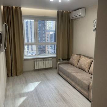 Сдается 1-комнатная квартира, 37 м²