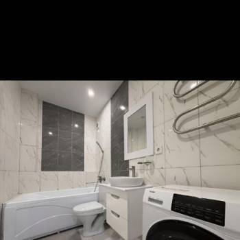 Продается 1-комнатная квартира, 37 м²