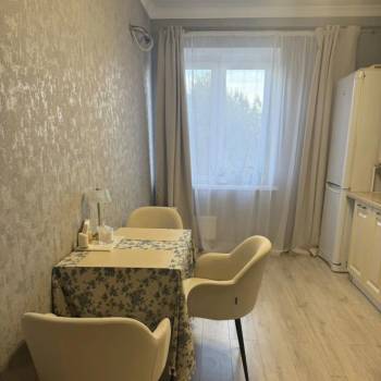 Сдается 1-комнатная квартира, 47 м²
