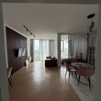 Сдается 2-х комнатная квартира, 65 м²
