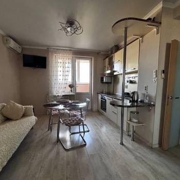 Сдается 1-комнатная квартира, 46 м²