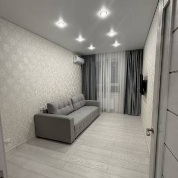 Сдается 1-комнатная квартира, 40 м²