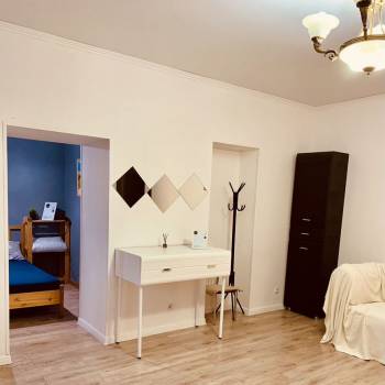 Сдается 1-комнатная квартира, 42 м²