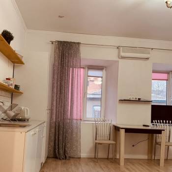 Сдается 1-комнатная квартира, 42 м²