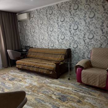 Сдается 1-комнатная квартира, 35 м²
