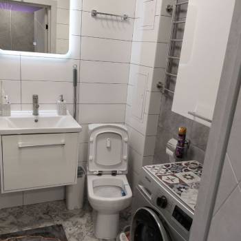 Продается 1-комнатная квартира, 44 м²