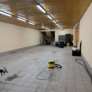 Сдается Нежилое помещение, 181 м²