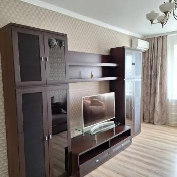 Сдается 1-комнатная квартира, 41 м²