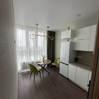 Сдается 1-комнатная квартира, 38 м²