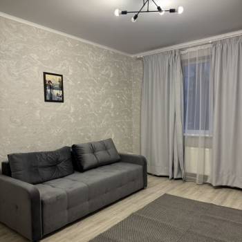 Сдается 1-комнатная квартира, 37 м²