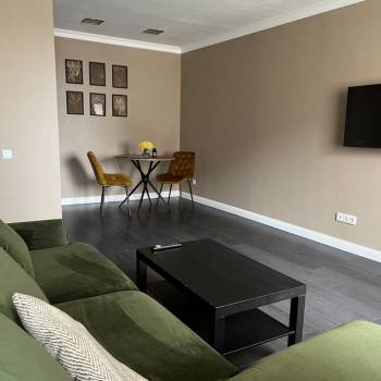 Сдается 2-х комнатная квартира, 75 м²