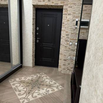 Сдается 2-х комнатная квартира, 75 м²