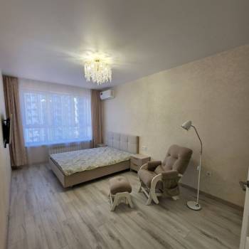 Сдается 1-комнатная квартира, 43,6 м²
