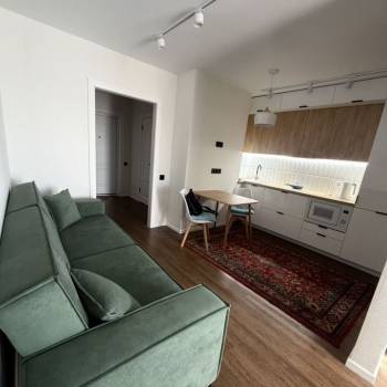 Продается 1-комнатная квартира, 37 м²