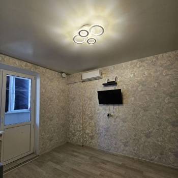 Продается 1-комнатная квартира, 28 м²