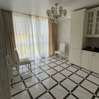 Продается 1-комнатная квартира, 50 м²