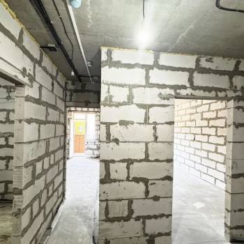 Продается 1-комнатная квартира, 43 м²