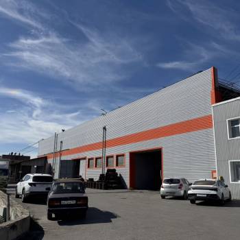 Сдается Нежилое помещение, 1800 м²